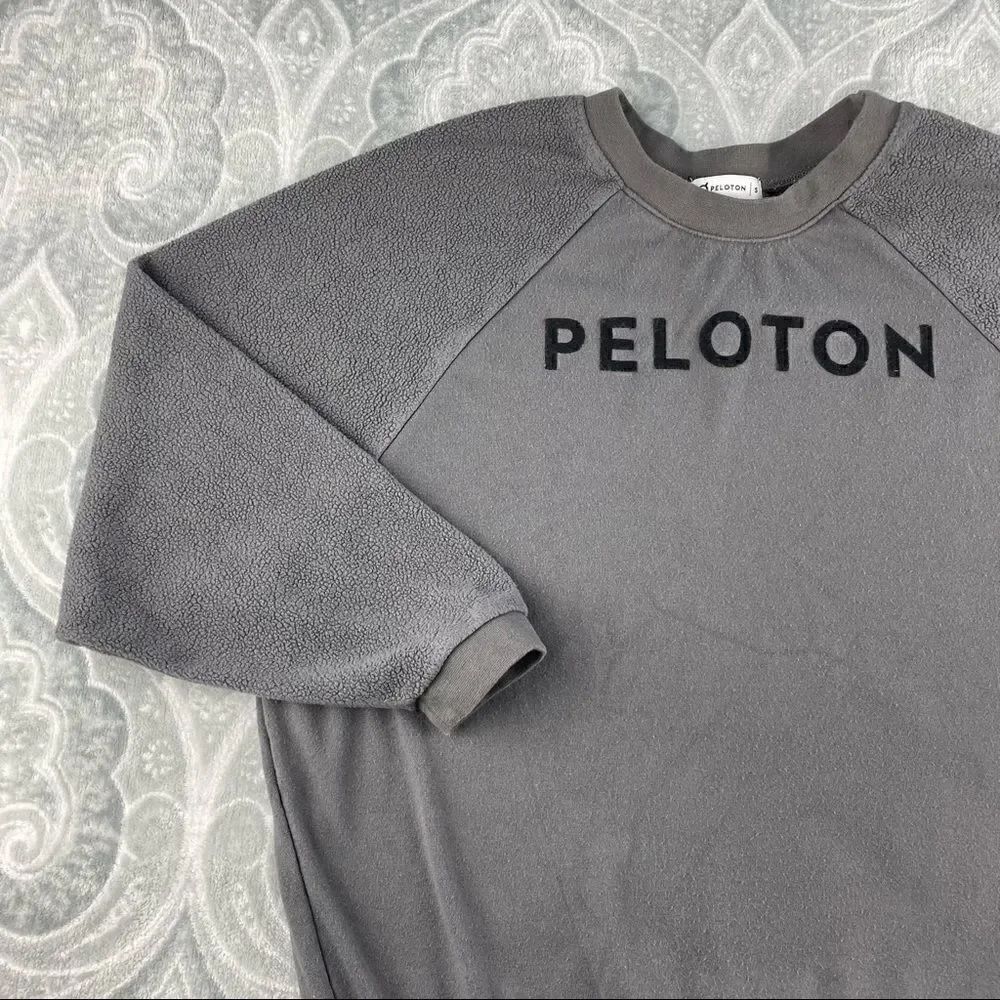 Womens Peloton Crewneck - Picture 3 of 4